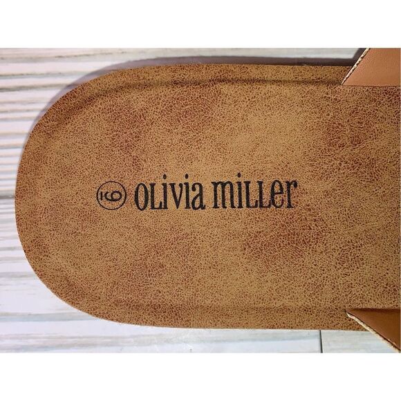 Olivia Miller White Hooded Rhinestone Slip On Sandals S:9 - Picture 10 of 12